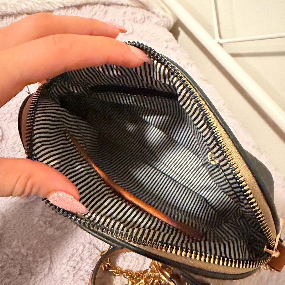 Elegant Black Women's Bag